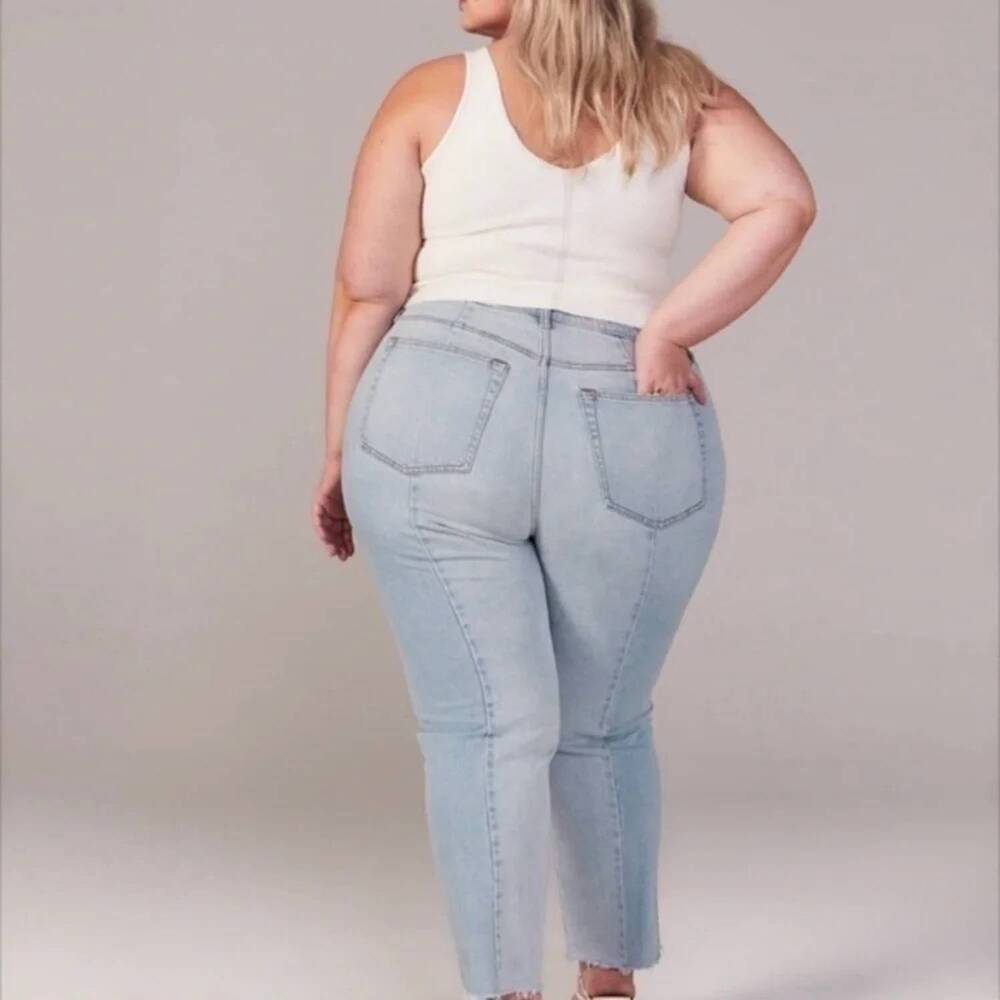 NEW ABERCROMBIE & FITCH ultra high rise ankle straight jeans in blue - Picture 5 of 7